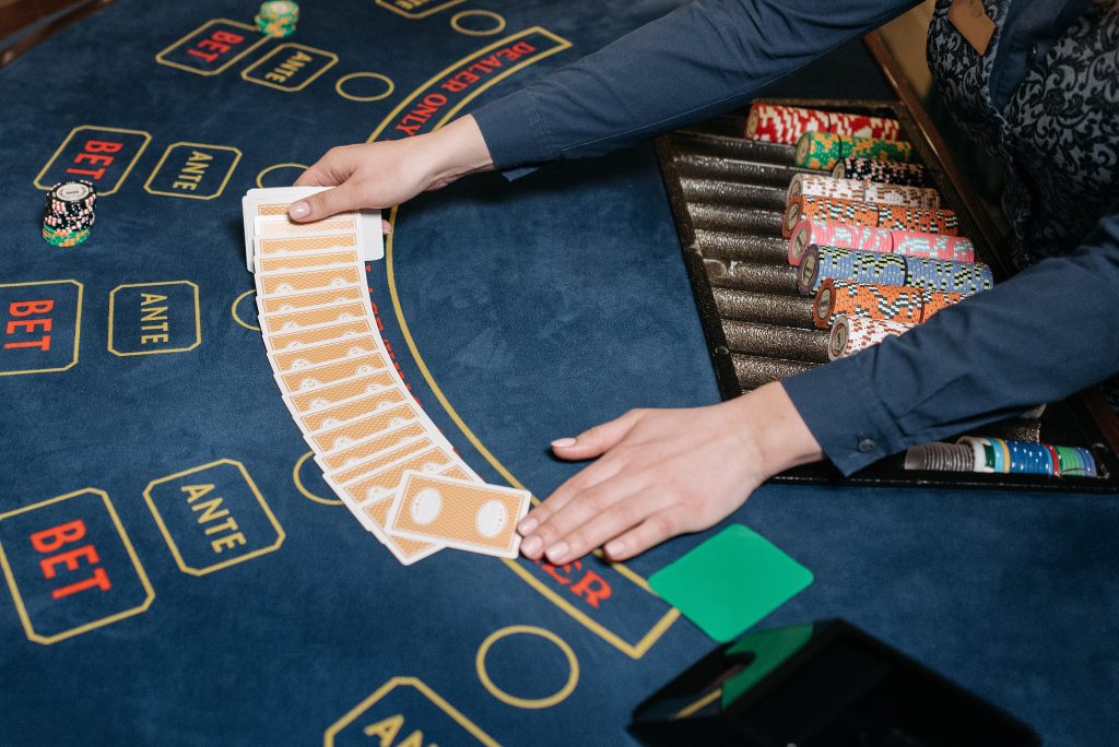 Wie viel Geld setzen Österreicher pro Monat im Online-Casino?
